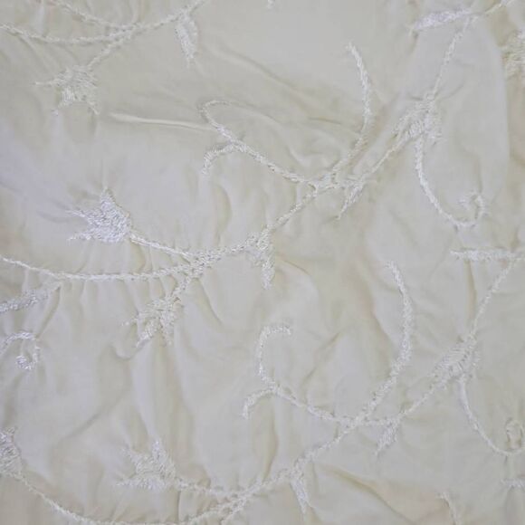 Vintage Metropole Cream Embroidered Blouse Size Medium - Picture 3 of 8